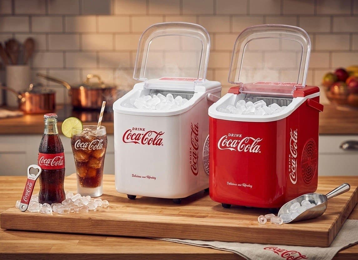 Salco Coca-Cola Eiswürfelmaschinen in Weiß und Rot